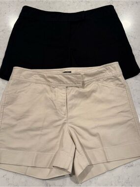 Lot of 2 Ann Taylor Signature Women’s 8 Stretch Casual Flat Front Khaki Shorts